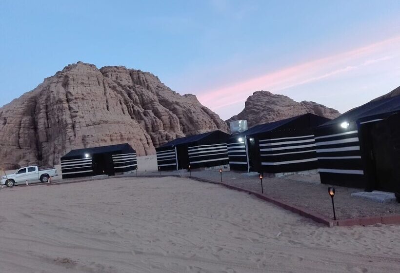 هتل Zarb Desert Camp