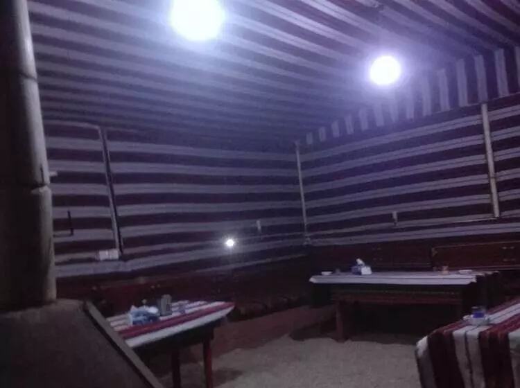 هتل Zarb Desert Camp