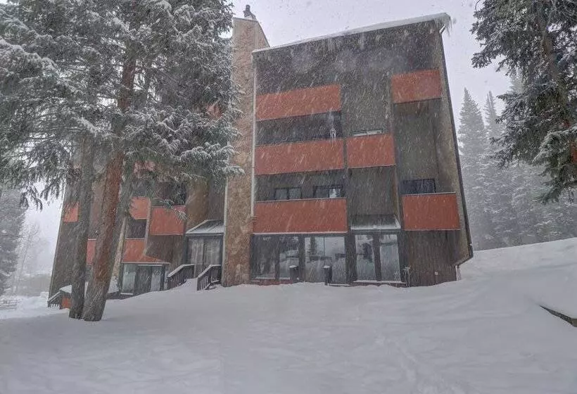 Cm321h Copper Mtn Inn Hotel Room By Redawning