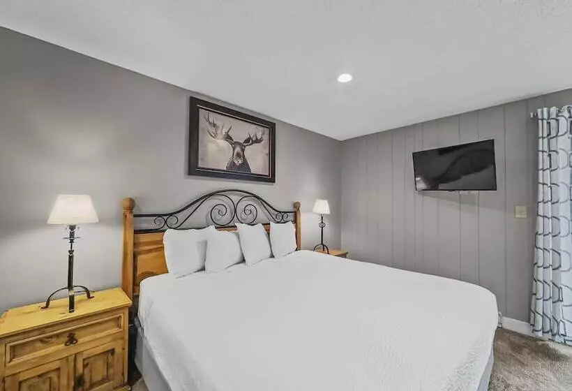 Cm321h Copper Mtn Inn Hotel Room By Redawning