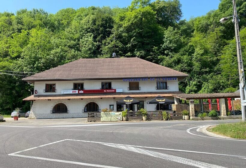 مسافرخانه 1 Rte De Contrevoz