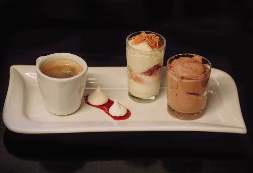 مسافرخانه 1 Rte De Contrevoz