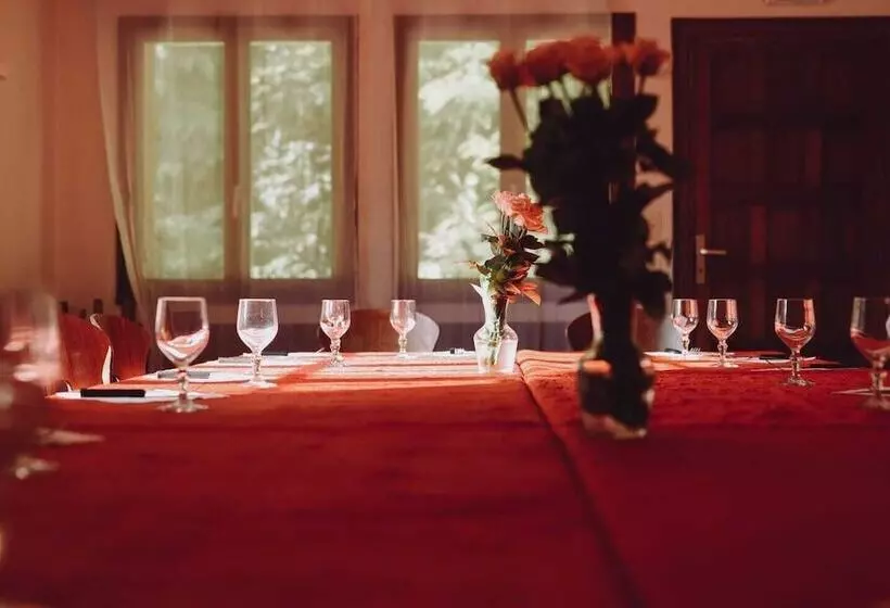 Hostelli 1 Rte De Contrevoz