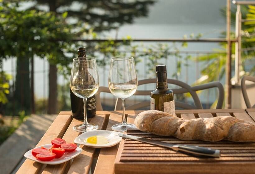 פונדק Villa Olivo