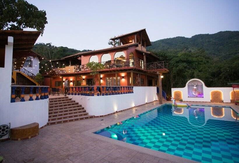 ホテル Amaria Villas