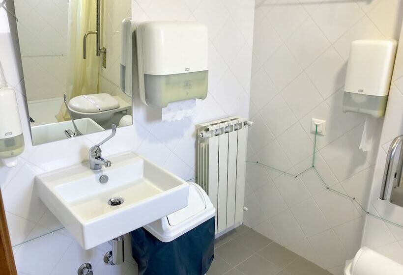 هتل Angelus Alojamento Local