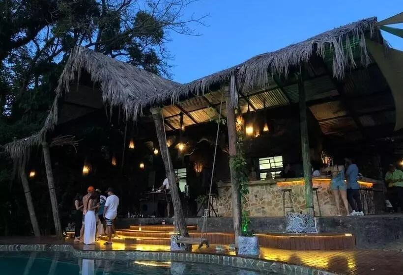 Hotelli Cerro Tusa Springs