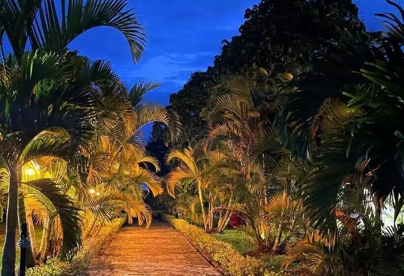 ホテル Ecoparadise