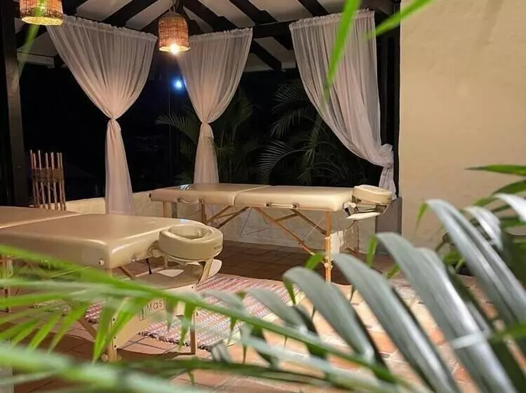 ホテル Ecoparadise