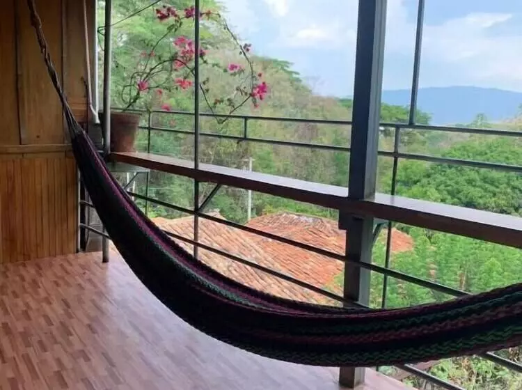 Hotelli Hostal Raices De Mi Pueblo