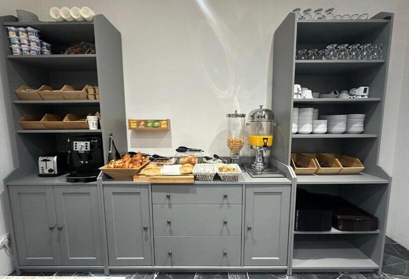 בית מלון כפרי Hôtel Gex