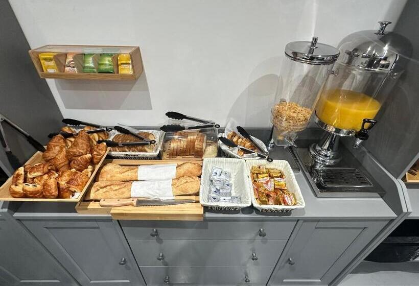 בית מלון כפרי Hôtel Gex