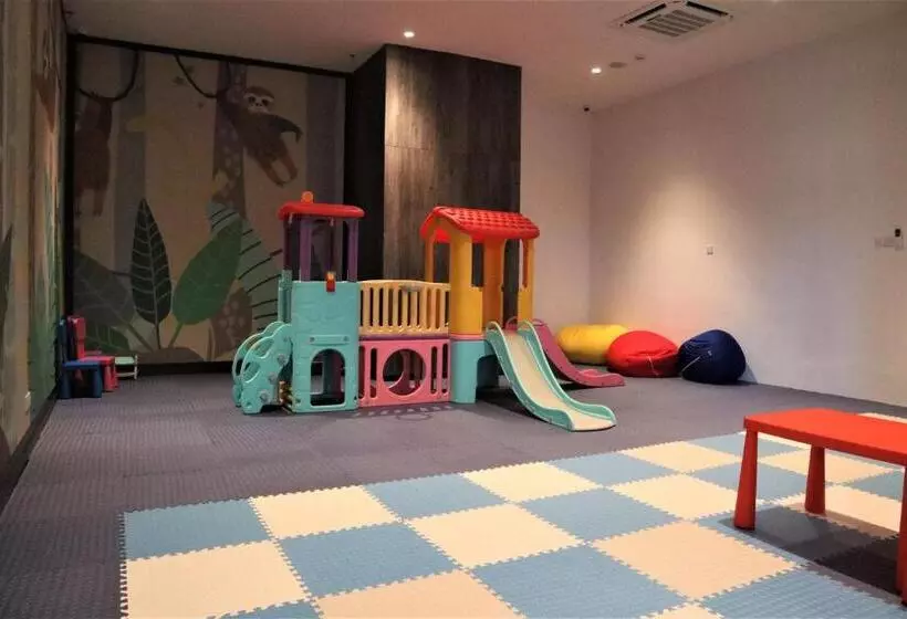 Hotelli Ksl Esplanade