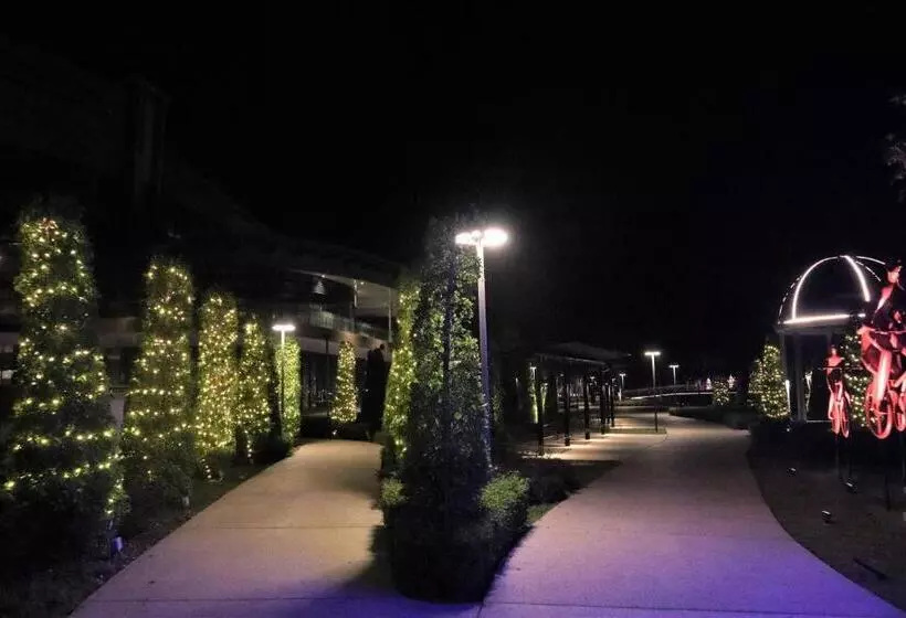 Hotelli Ksl Esplanade