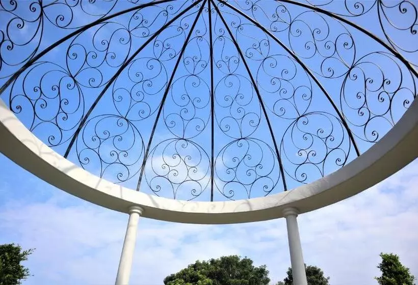 Hotelli Ksl Esplanade