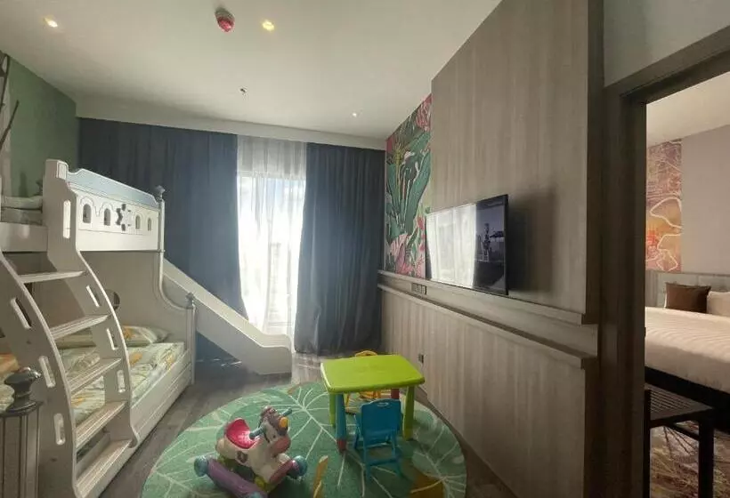 Hotelli Ksl Esplanade