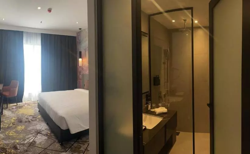 Hotelli Ksl Esplanade