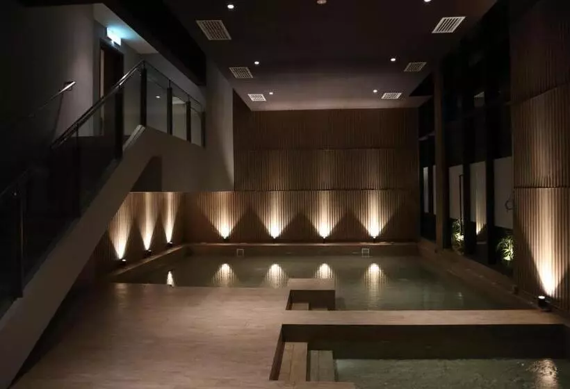 Hotelli Ksl Esplanade