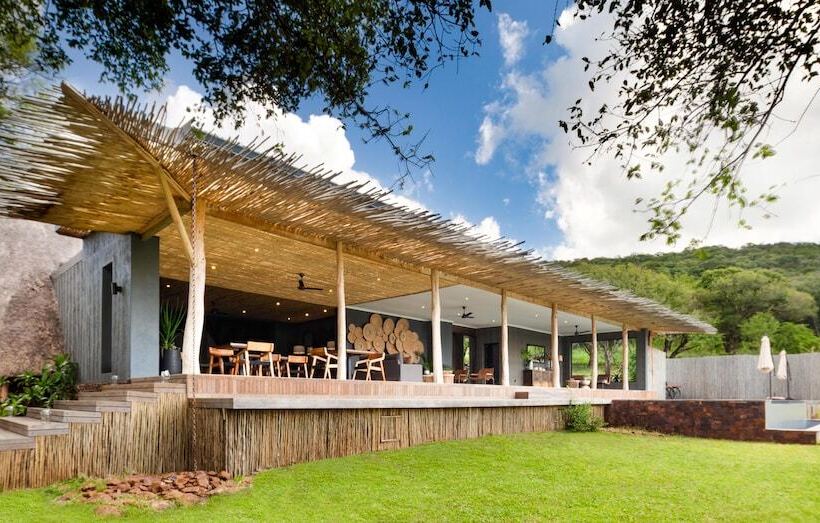 فندق Sungulwane Private Game Lodge