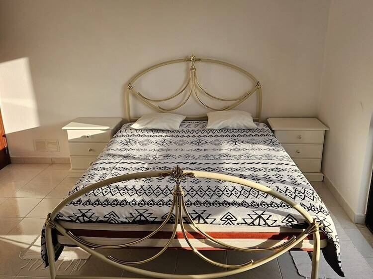 پانسیون Ohana