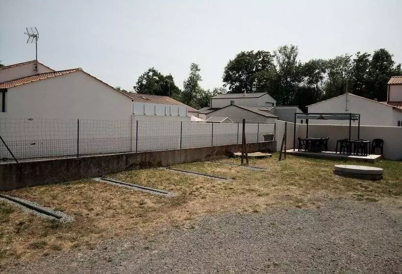 R & C   Room And Calm