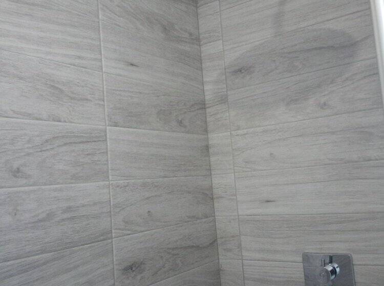 R & C   Room And Calm