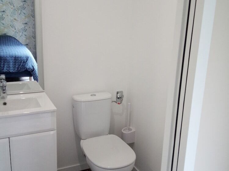 R & C   Room And Calm