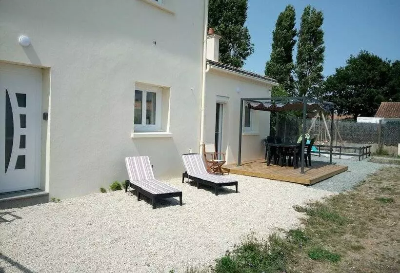 R & C   Room And Calm