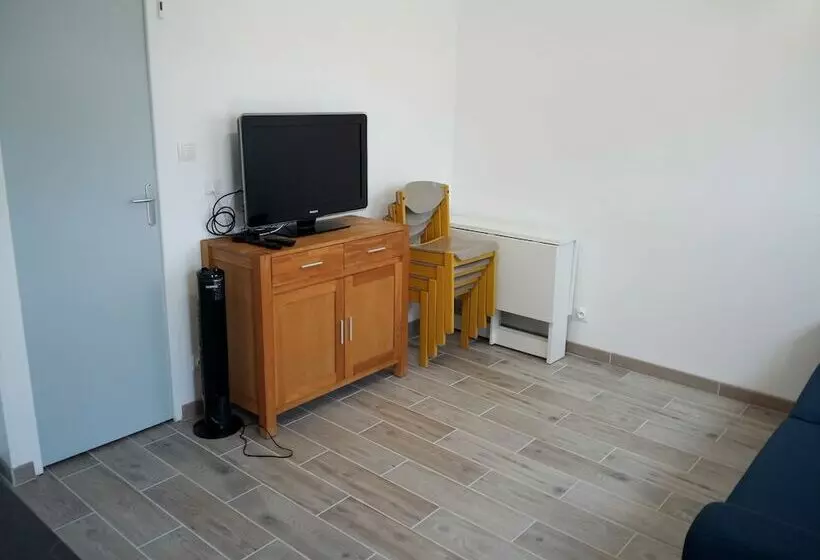 R & C   Room And Calm