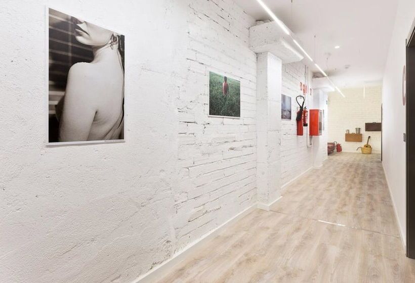 Ant Hostel Barcelona