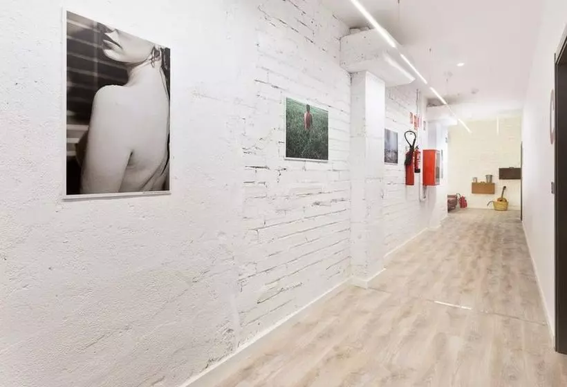 Ant Hostel Barcelona