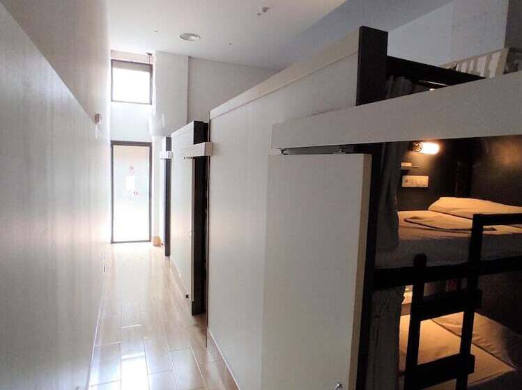 Ant Hostel Barcelona