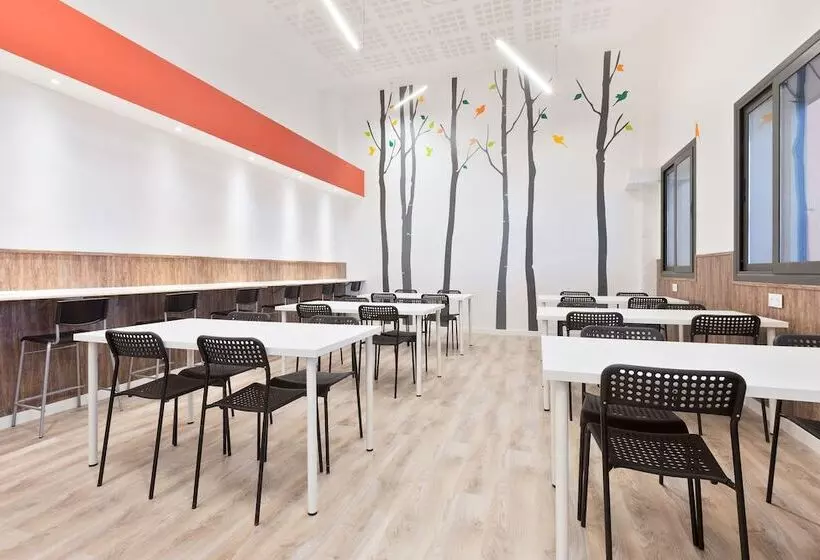 Ant Hostel Barcelona