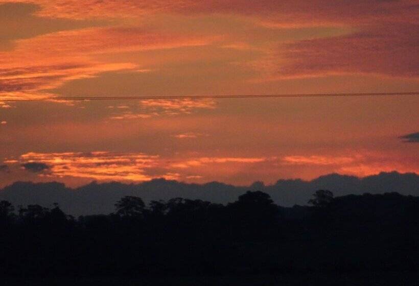 Black Burn Lodge B & B