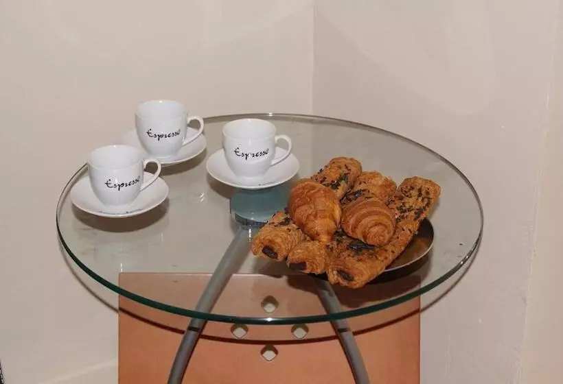 تختخواب و صبحانه Good Home Paseo De Gracia