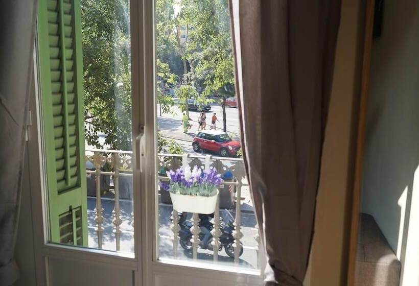 Bed and Breakfast Good Home Paseo De Gracia