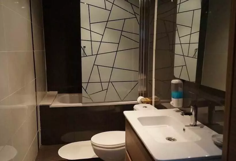 تختخواب و صبحانه Good Home Paseo De Gracia