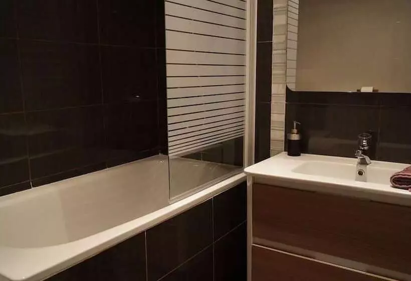 تختخواب و صبحانه Good Home Paseo De Gracia