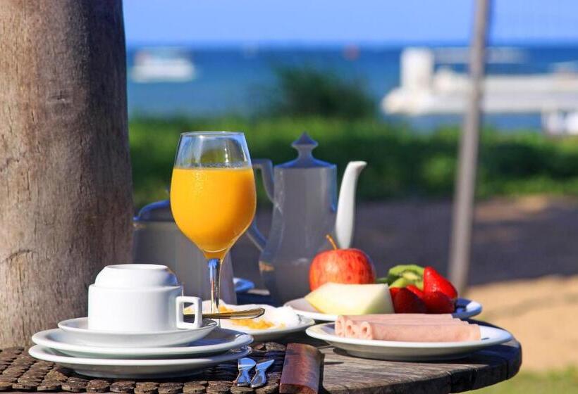 Hotel Albacora Praia