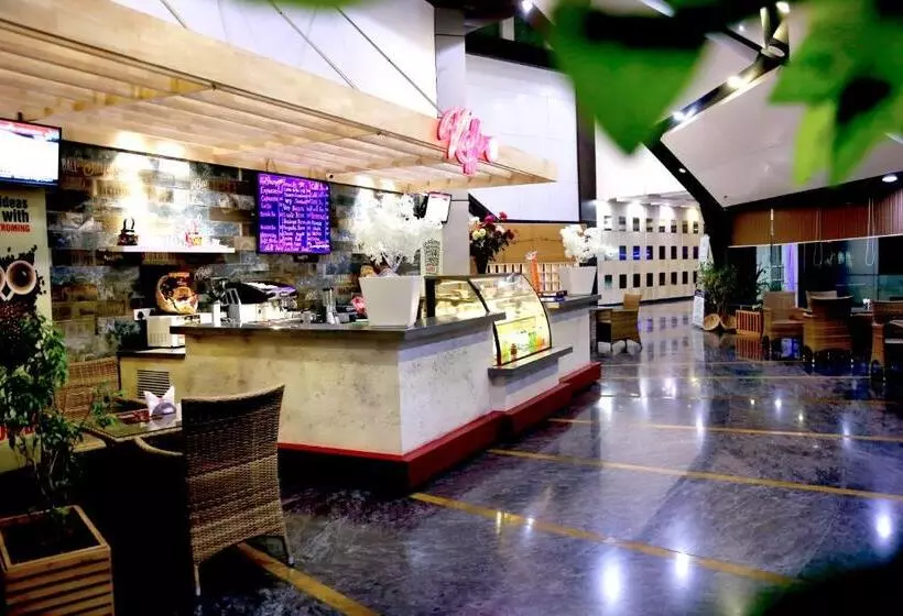 ホテル Ana Clarks Inn Panchkula