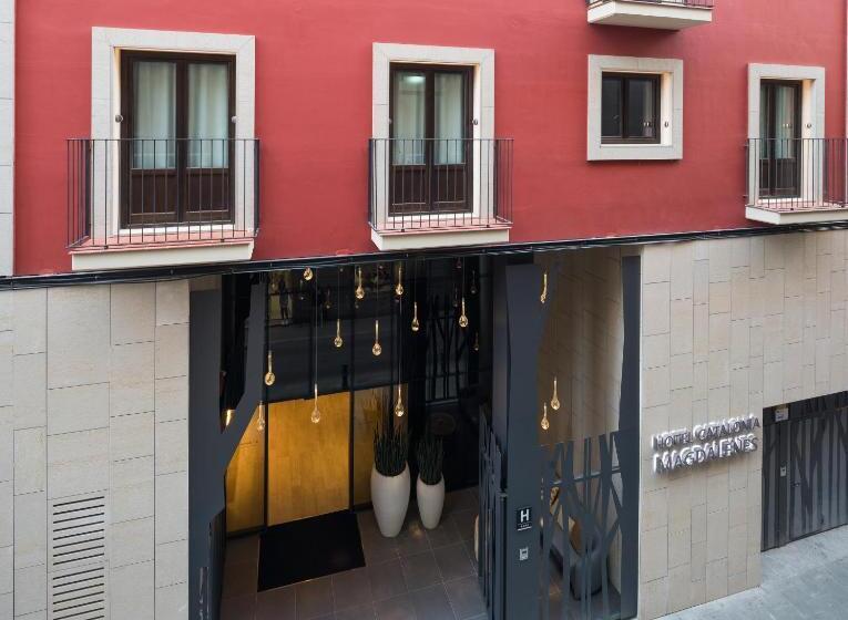 هتل Catalonia Magdalenes