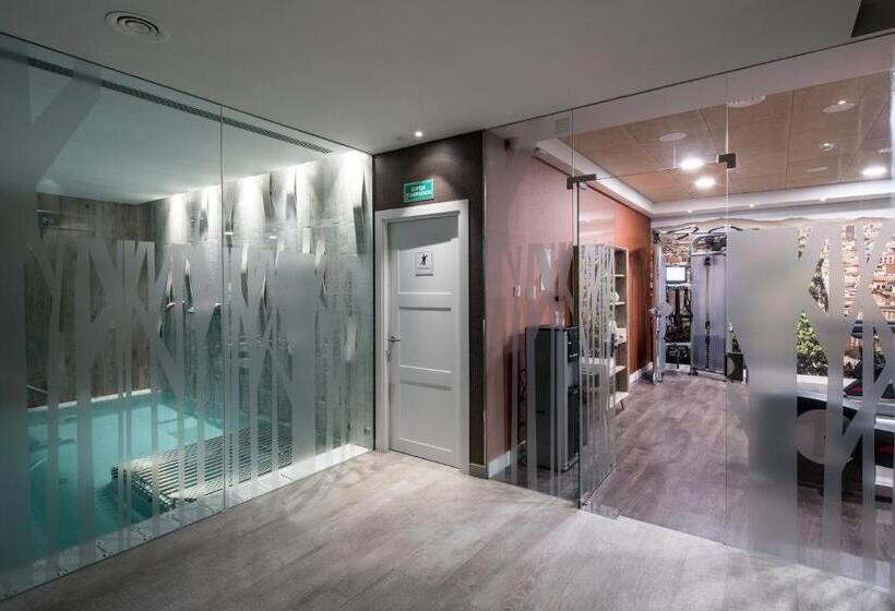 هتل Catalonia Magdalenes