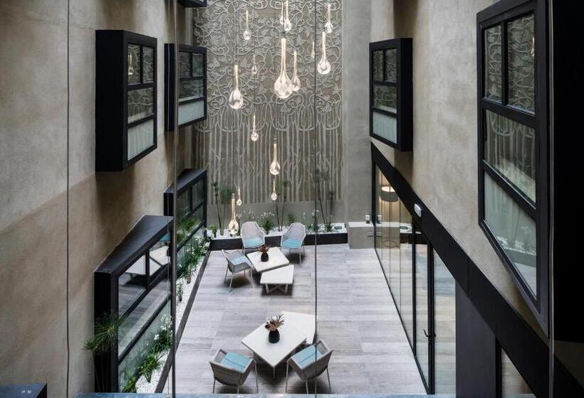 هتل Catalonia Magdalenes