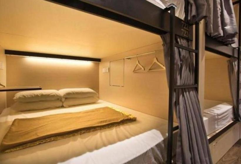 Hotel Kapsułowy 7 Wonders Boutique Capsule