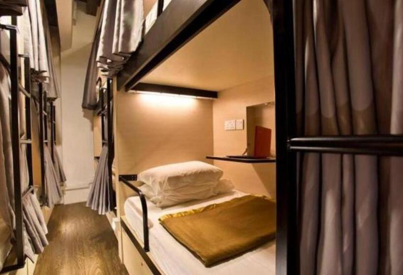 Hotel Kapsułowy 7 Wonders Boutique Capsule