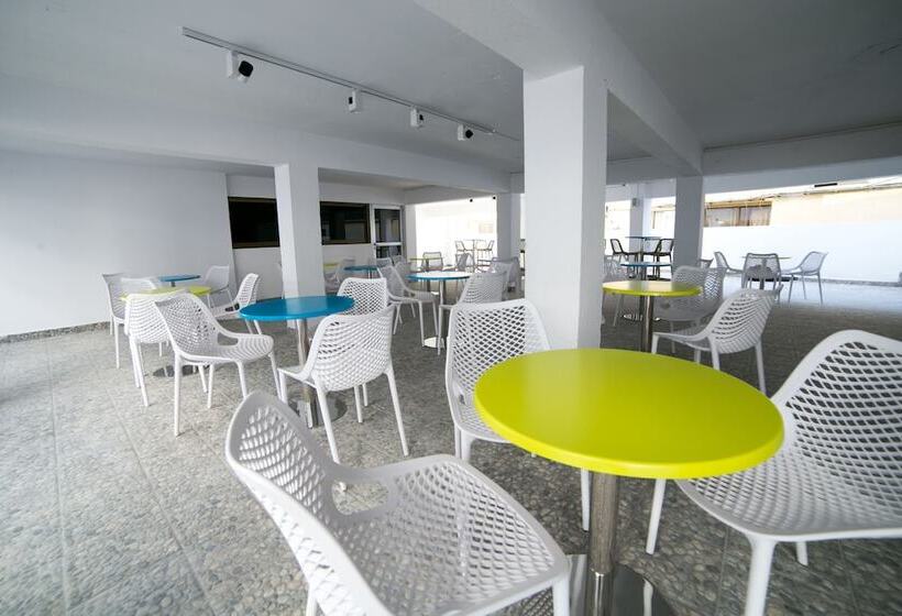 בית מלון כפרי Flora Maria