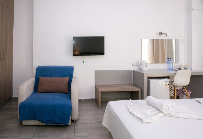 בית מלון כפרי Flora Maria