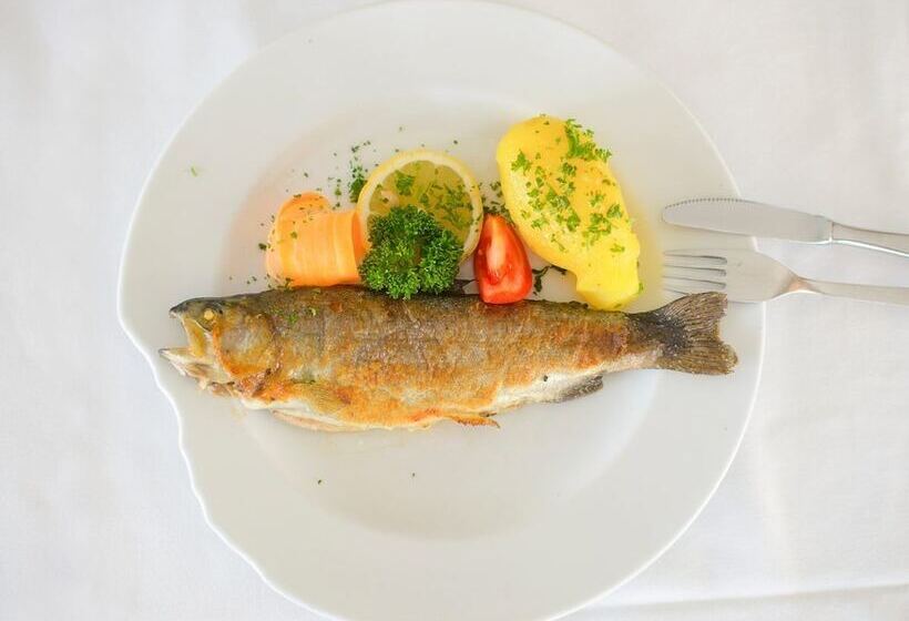 Отель Landgasthof Linde