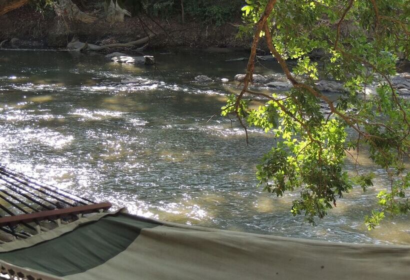 فندق Master Campers Lanka