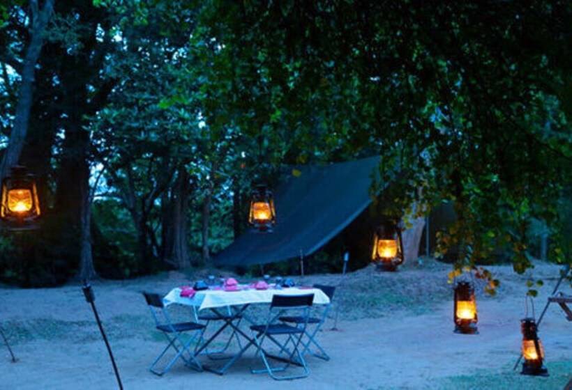 فندق Master Campers Lanka